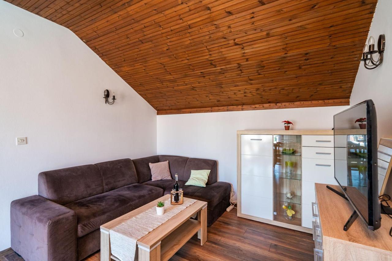 Dorica Apartament *